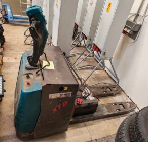 1 Stück | Elektrische Hubameise KL